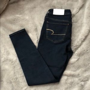 American Eagle Jeans NWT size 6